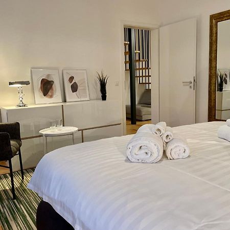 Ferienwohnung Voh Super Exklusives Loft, Zentral, Smart-Tv, Parkplatz Vohenstrauss Exterior foto
