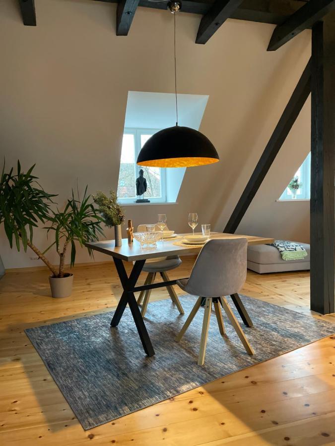 Ferienwohnung Voh Super Exklusives Loft, Zentral, Smart-Tv, Parkplatz Vohenstrauss Exterior foto